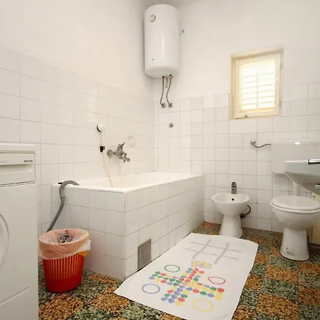 Appartement With Parking Space - 9099