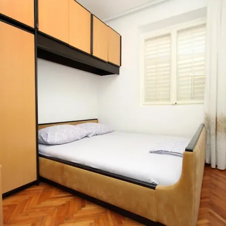 Apartment With A Parking Space - 9099