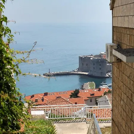 With Parking Space - 9099 Appartement